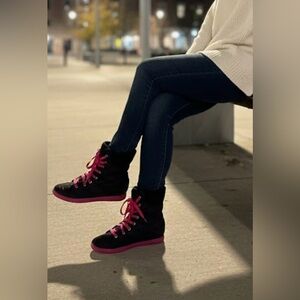 Planet surf winter boots black and pink size 8